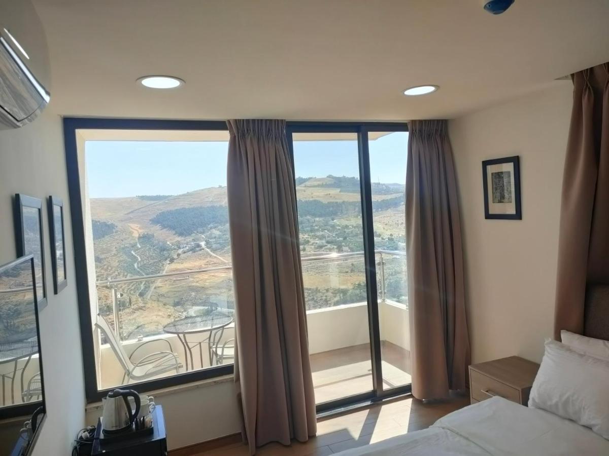 Sindyan Resort Amman Exterior photo