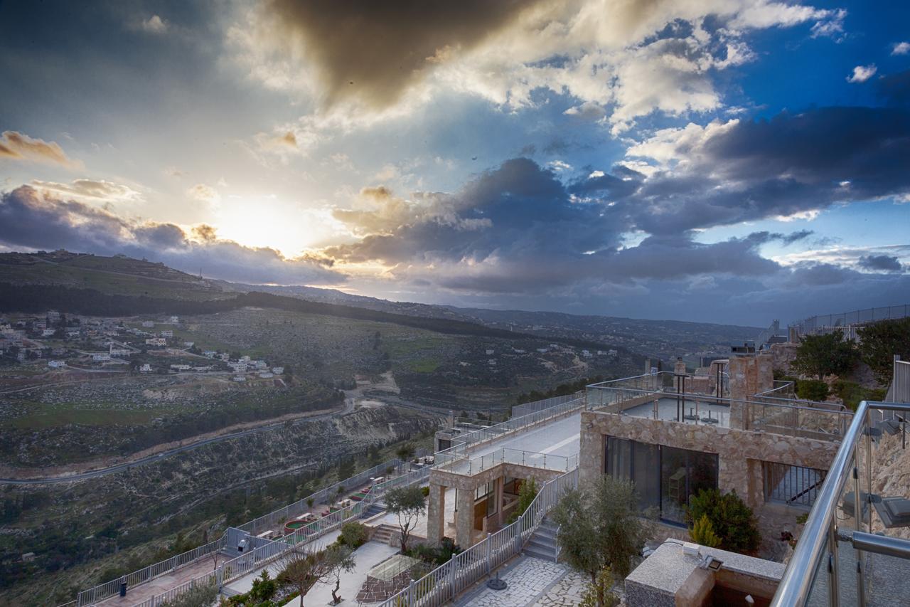 Sindyan Resort Amman Exterior photo
